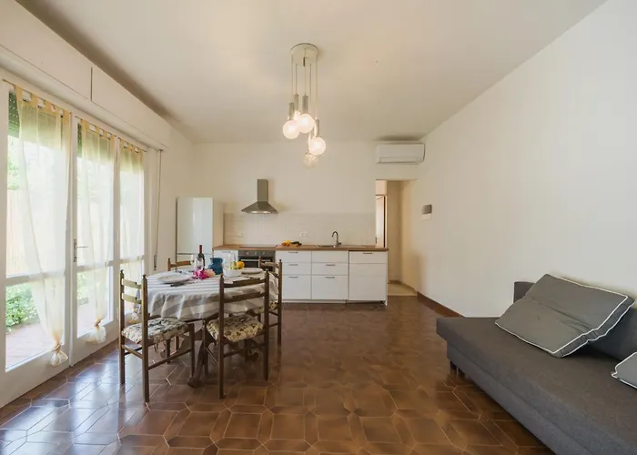 Stipeto By Interhome Марина-ді-П'єтразанта